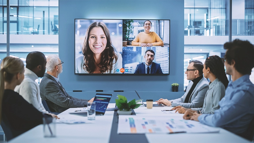 Passende Lösungen für die audio- oder videokonferenzfähige Ausstattung am Arbeitsplatz