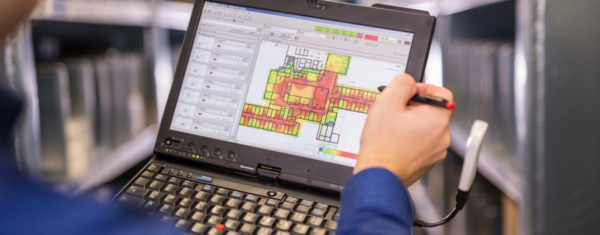 KOMSA TAC LP 2025 12 1200 x 470 WLAN KOMSA TAC LP 2025 12 1200 x 470 WLAN