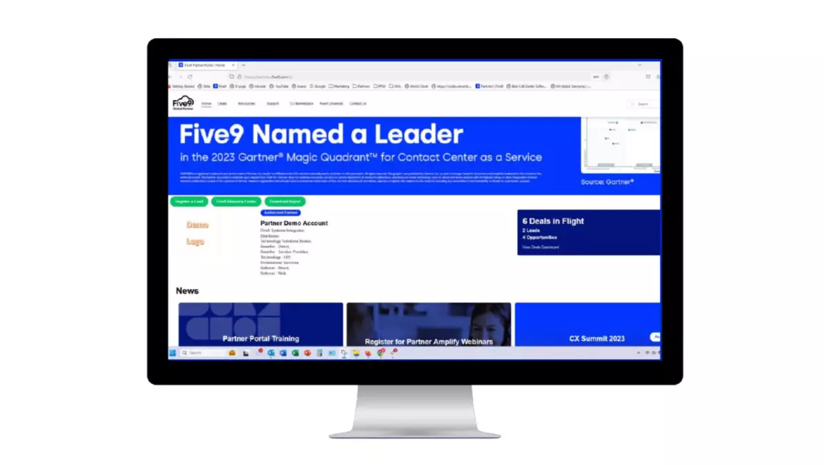 1360x766 Partnerportal Five9 weiss