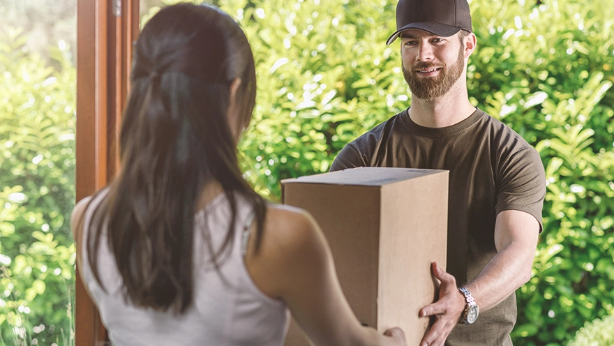 paket lieferung uebergabe